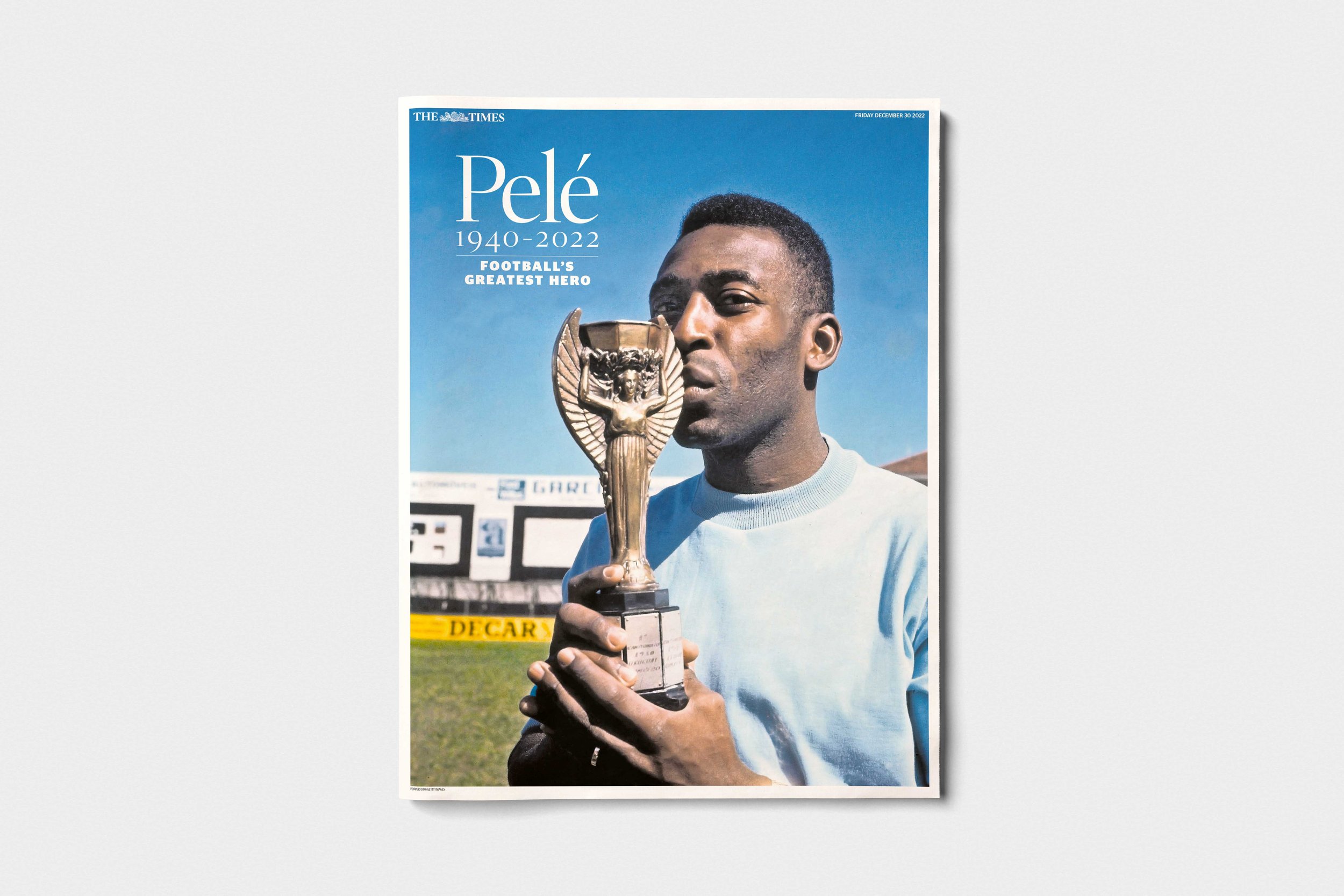 PELE_COVERS_SPORT.jpg