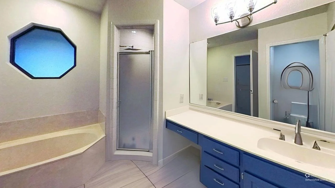 Primary Bathroom in Hill Country Brick Home.jpg