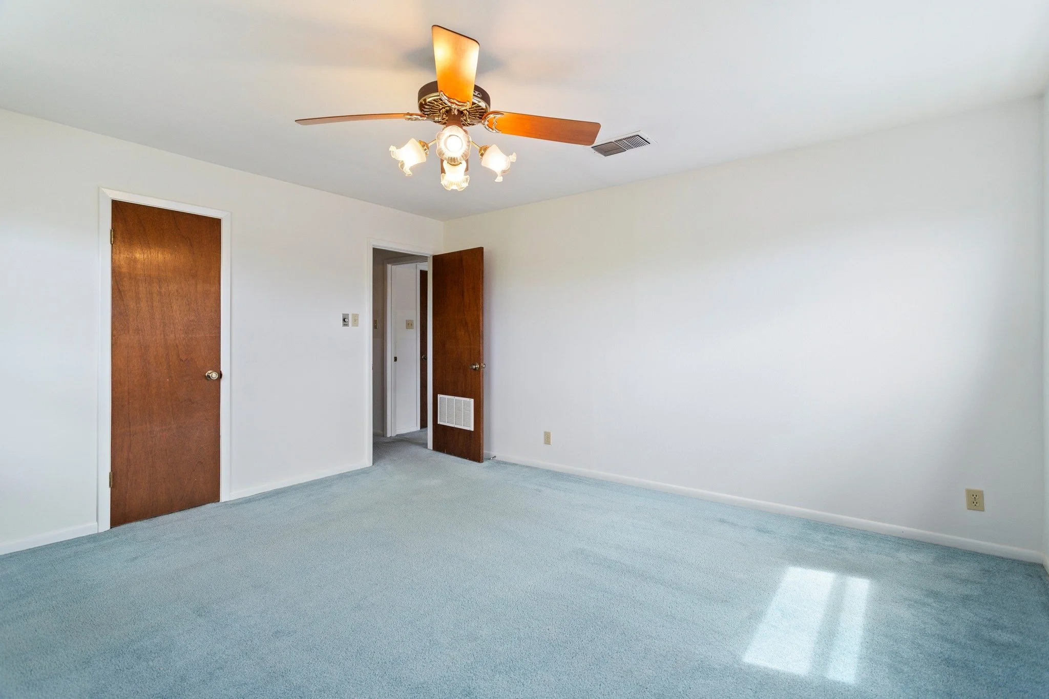 1702_Susan_Drive_0036.jpeg