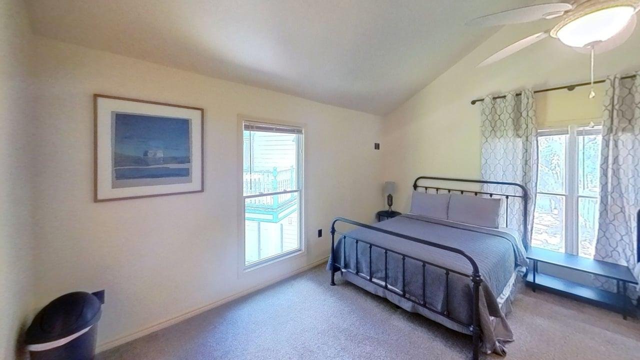 433-Sunflower-W-San-Antonio-St-Bedroom 5.jpg