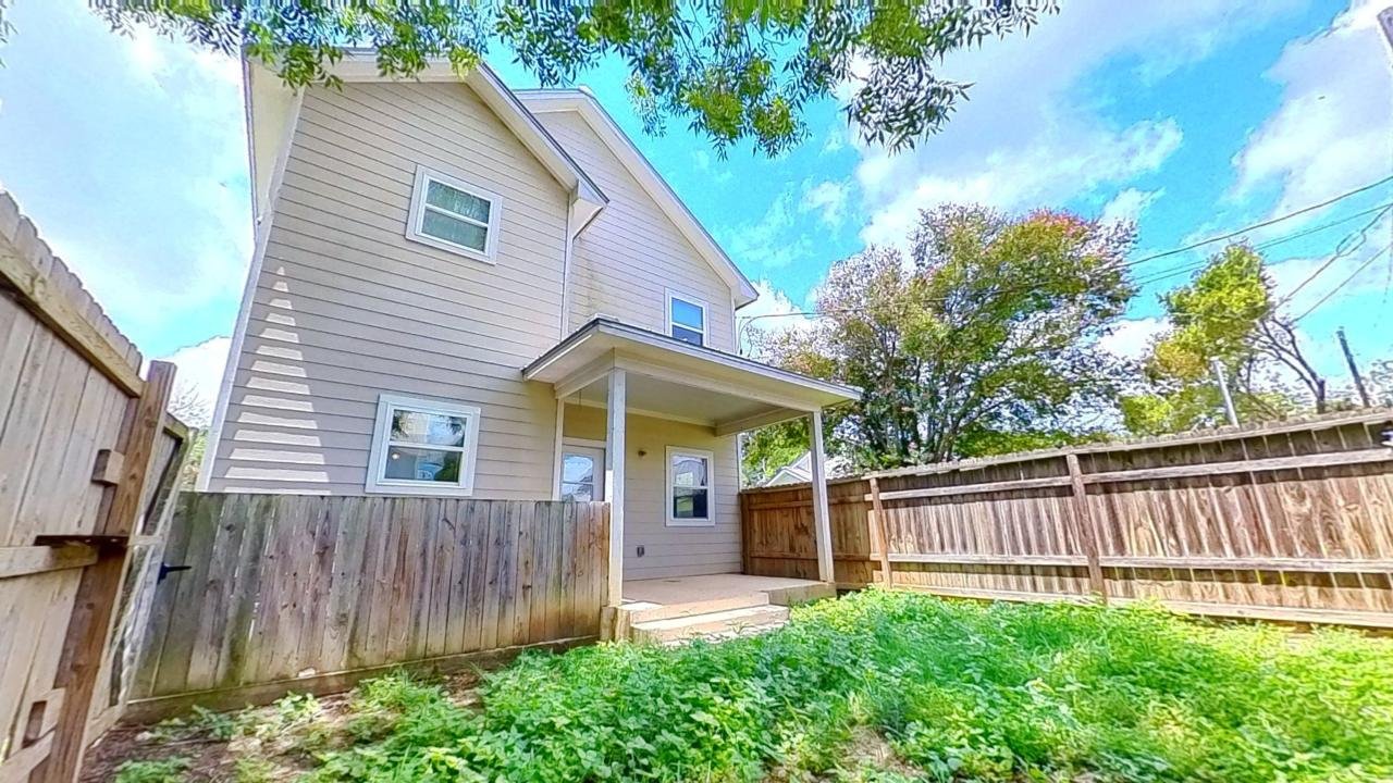 209-Jackman-Street-Back-Yard.jpg