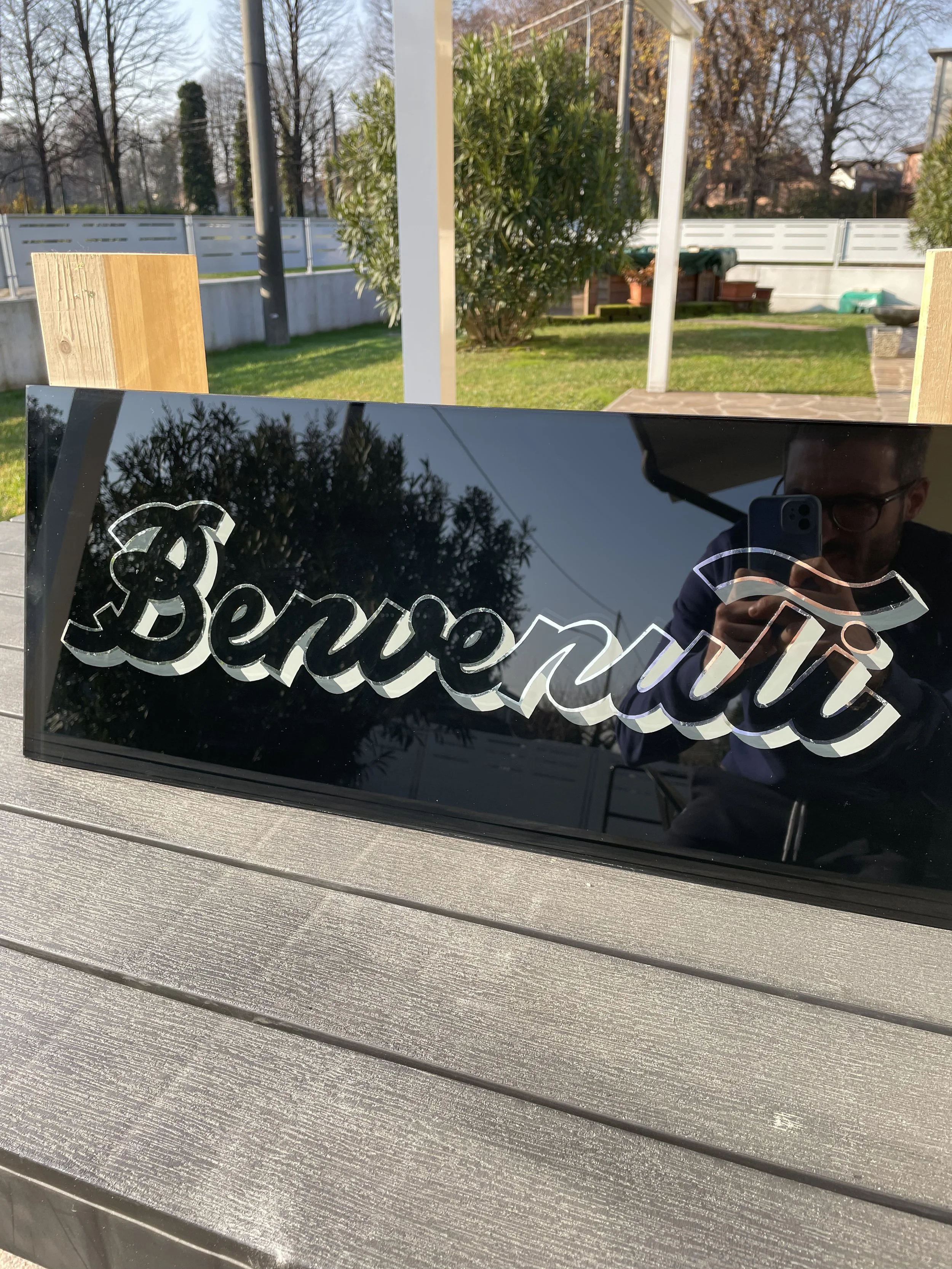 Benvenuti Glass Sign