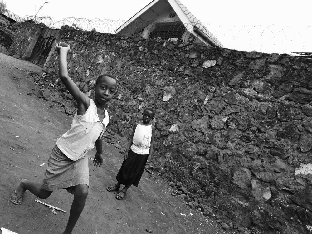 LENS ON LIFE PROJECT