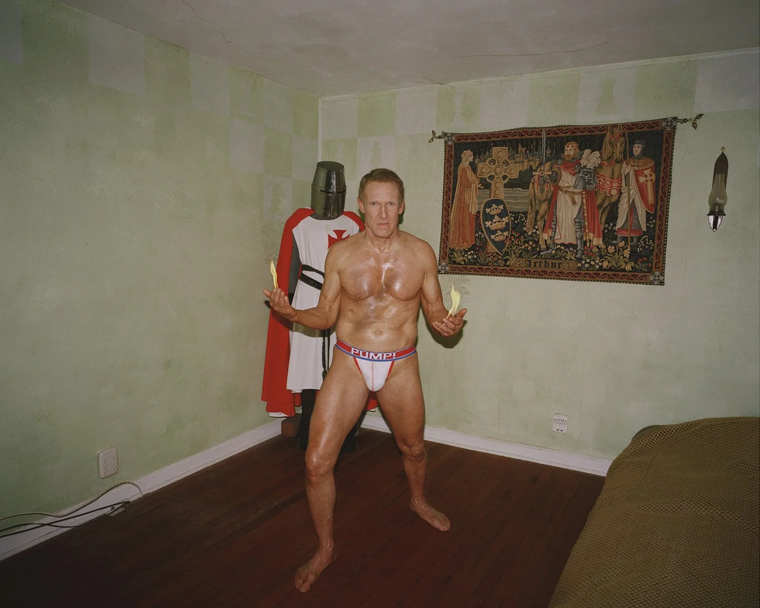 MODEL MAYHEM_PLATE_003_5x4.jpg