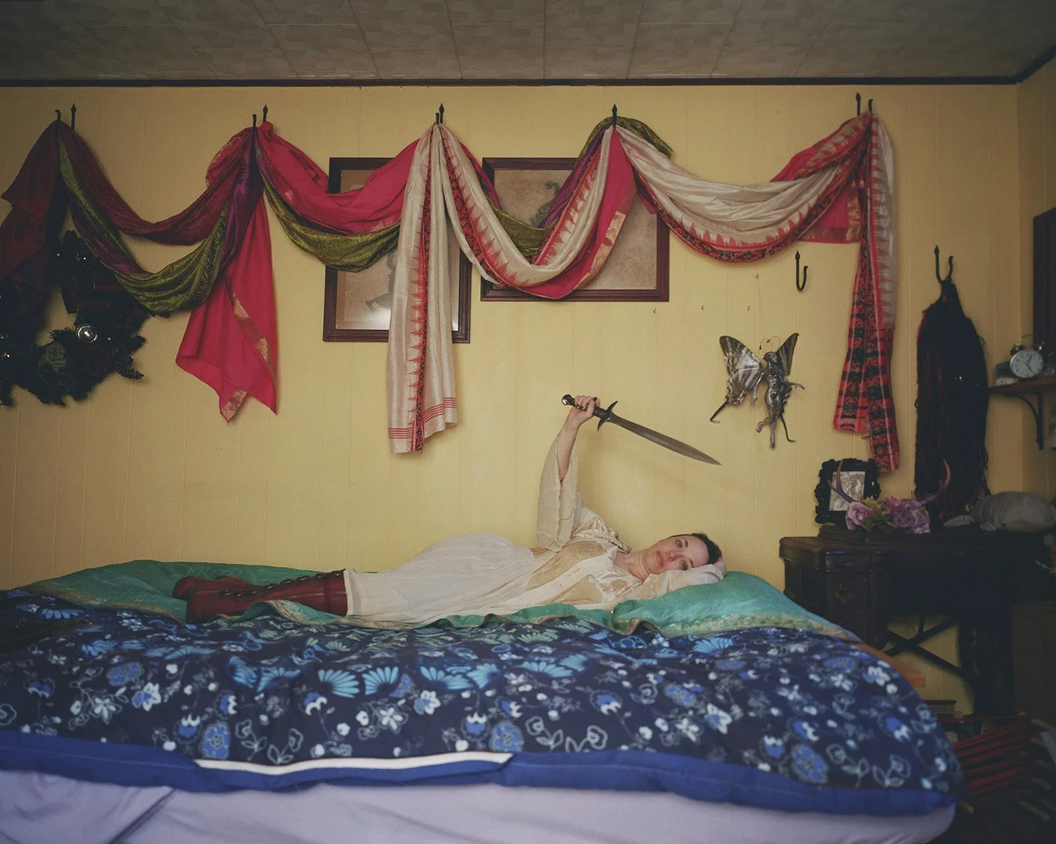 MODEL MAYHEM_PLATE_023_5x4.jpg