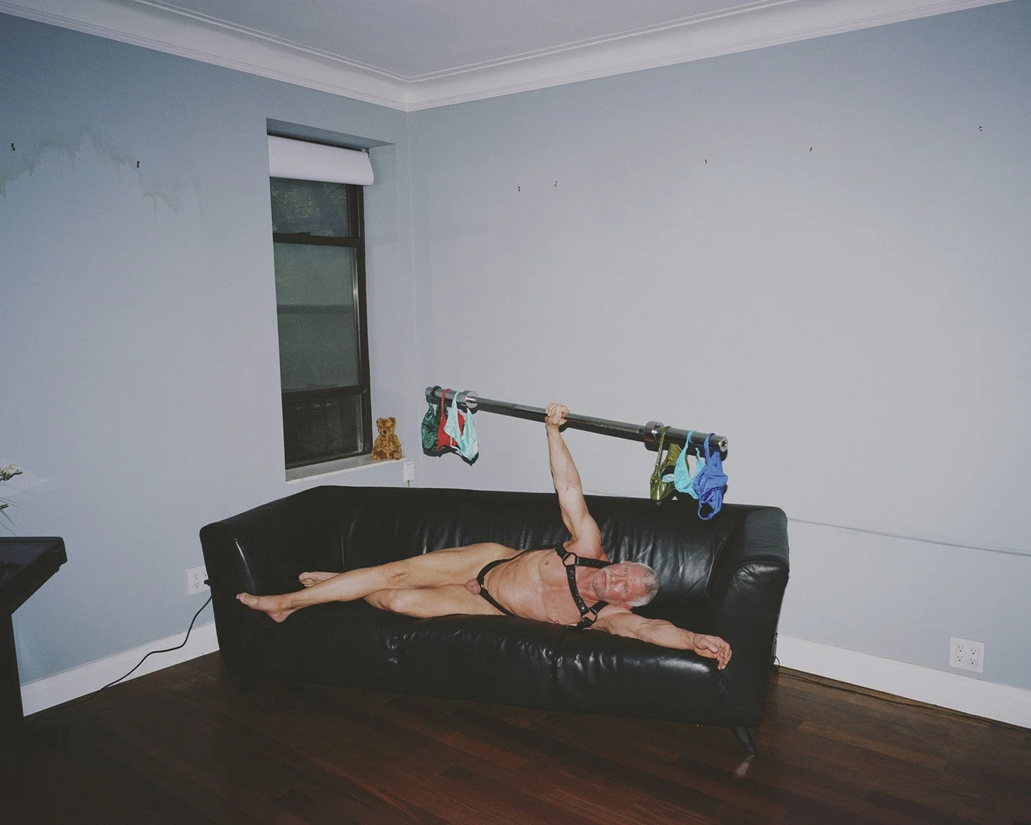 MODEL MAYHEM_PLATE_025_5x4.jpg