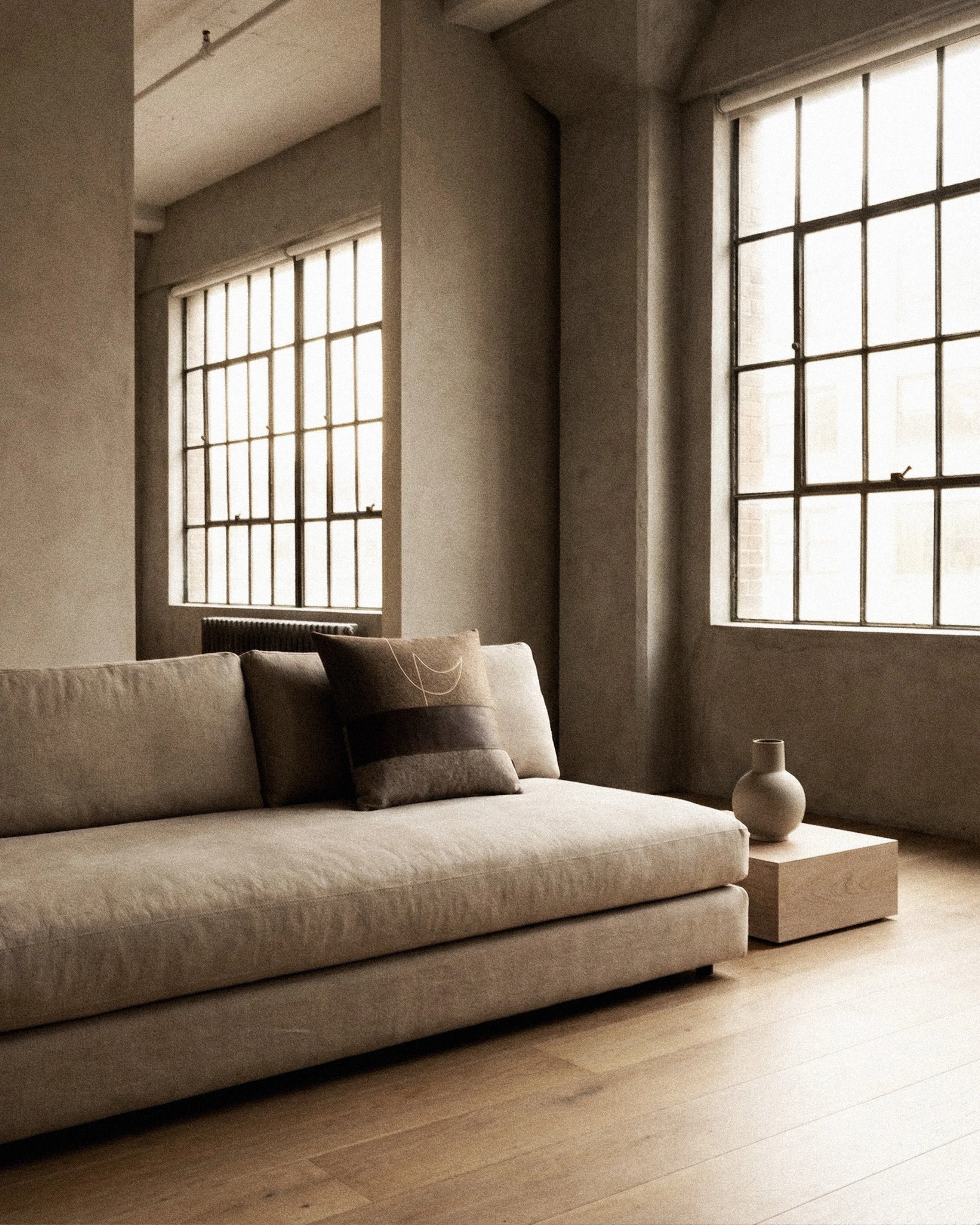 The most enduring objects rarely ask for attention.
&mdash;
#interior31 #interiordesign #materialculture #limitededitiondesign #designstudio