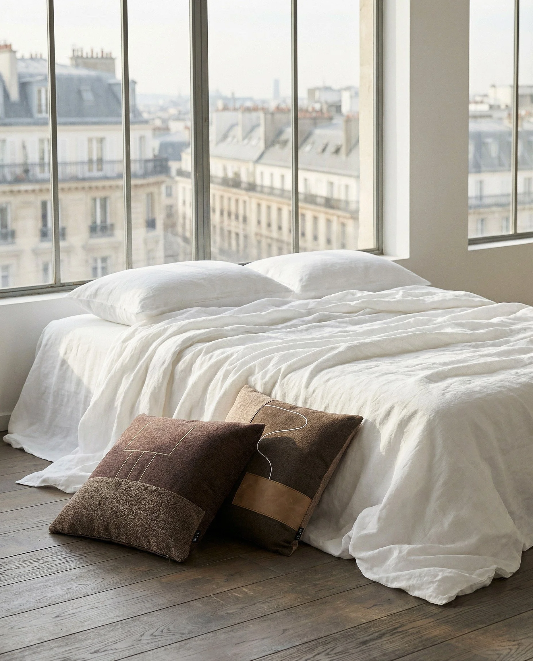 AIRE_02 BASARI_02 pillows.jpg