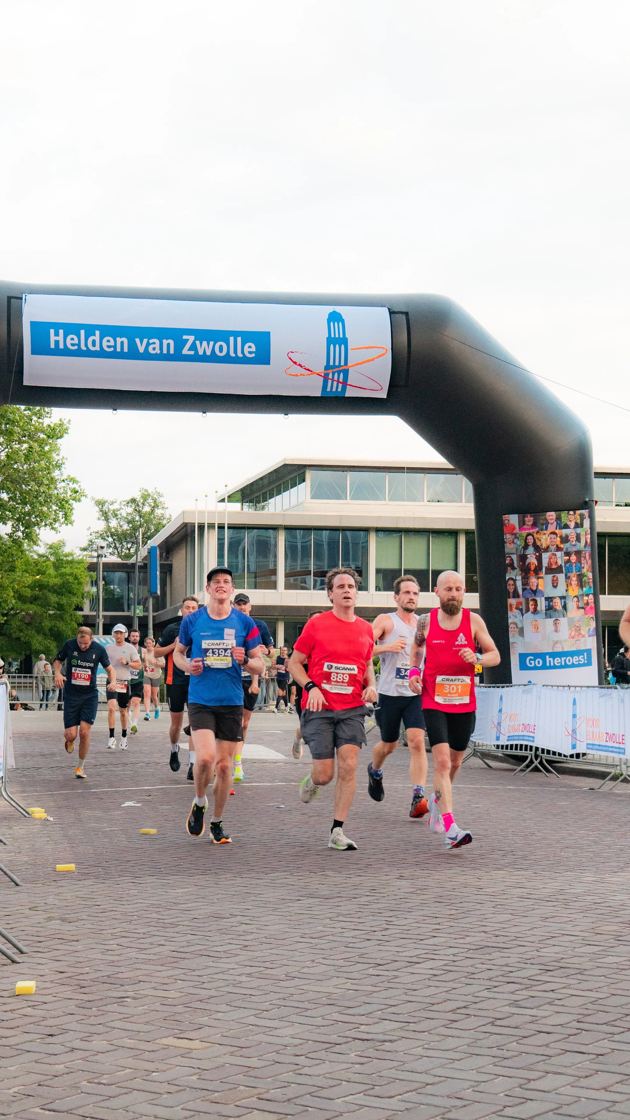 Foto's_halvemarathon_zwolle-99.jpg