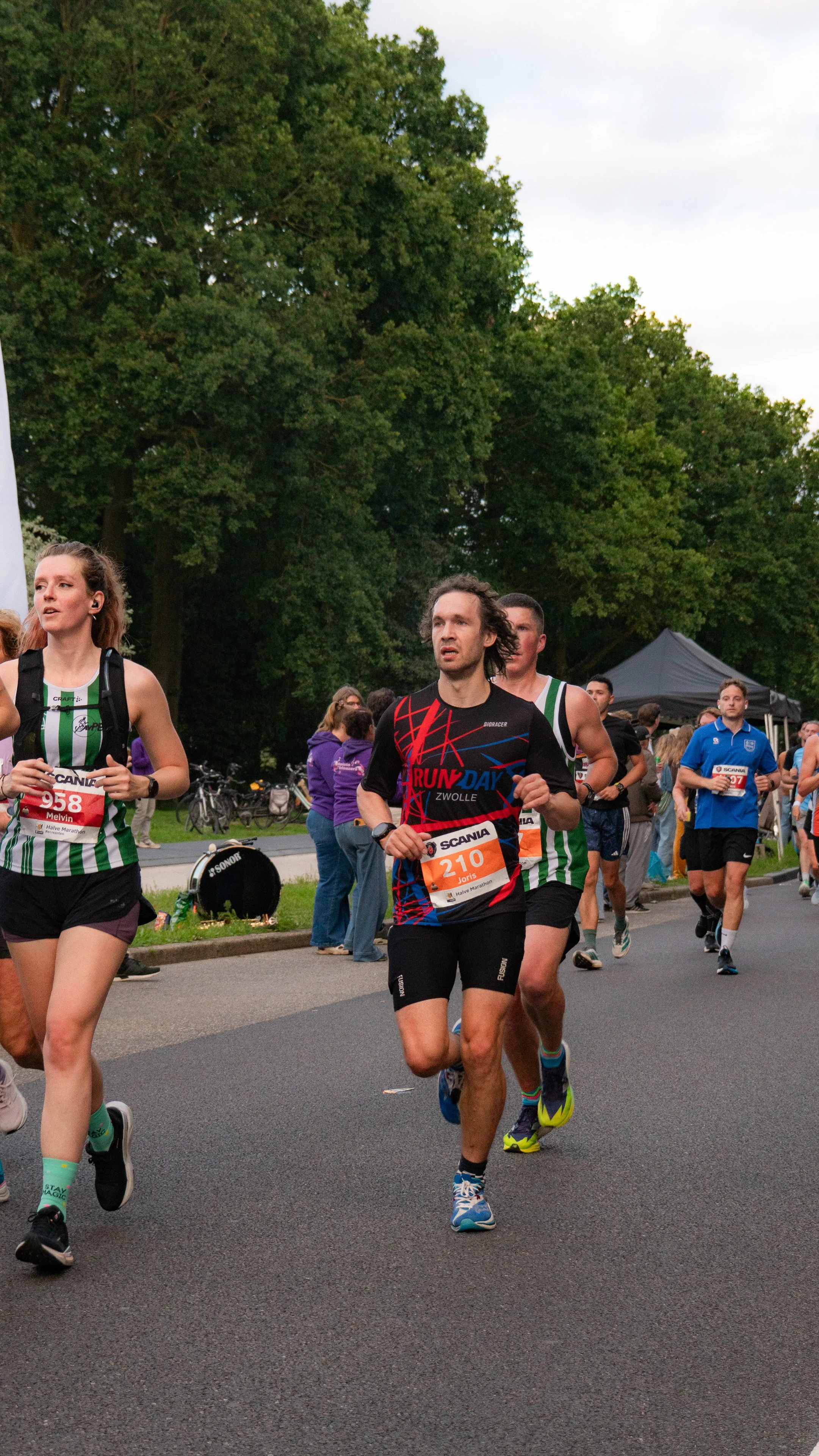 Foto's_halvemarathon_zwolle-90.jpg