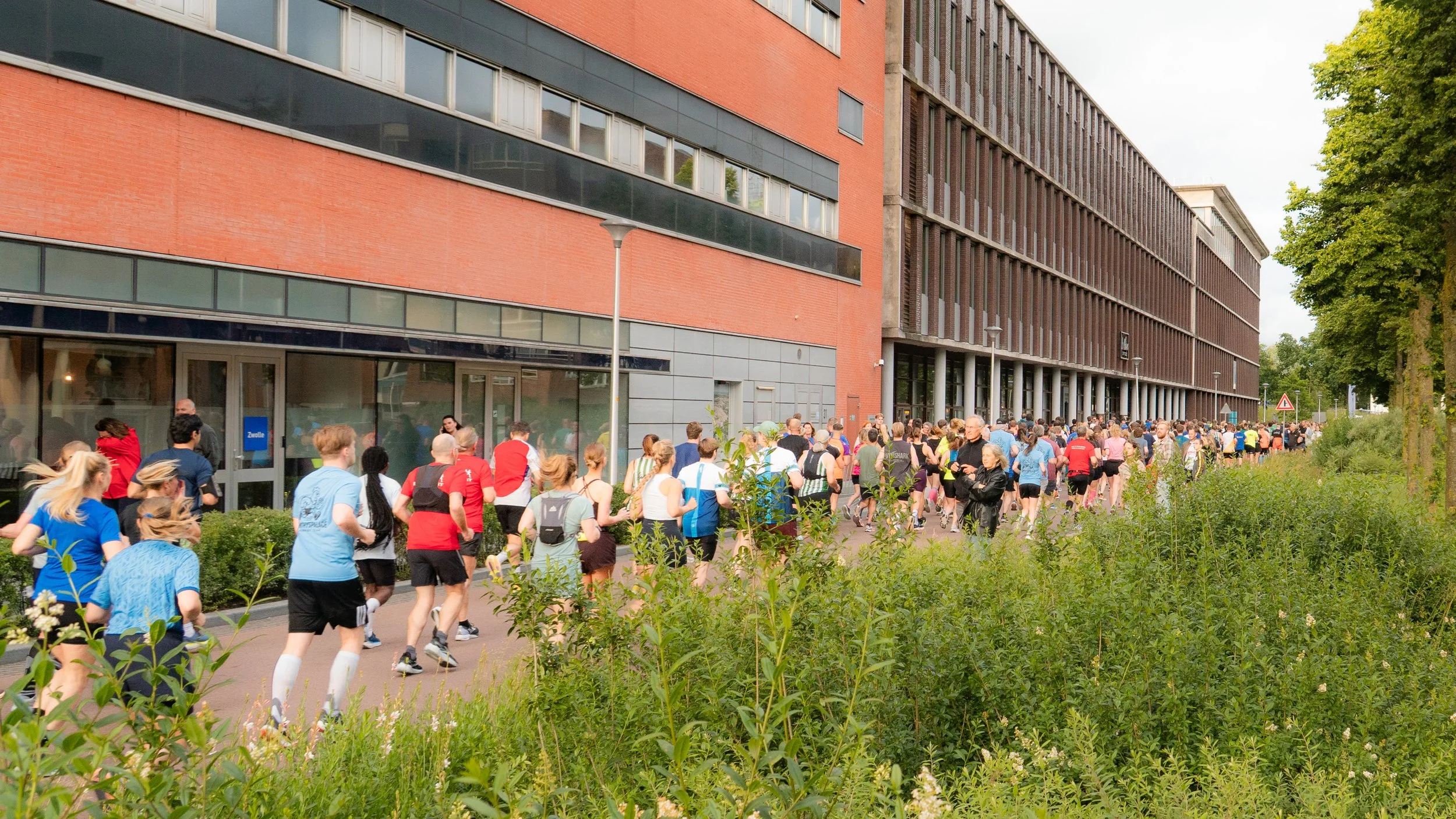 Foto's_halvemarathon_zwolle-65.jpg