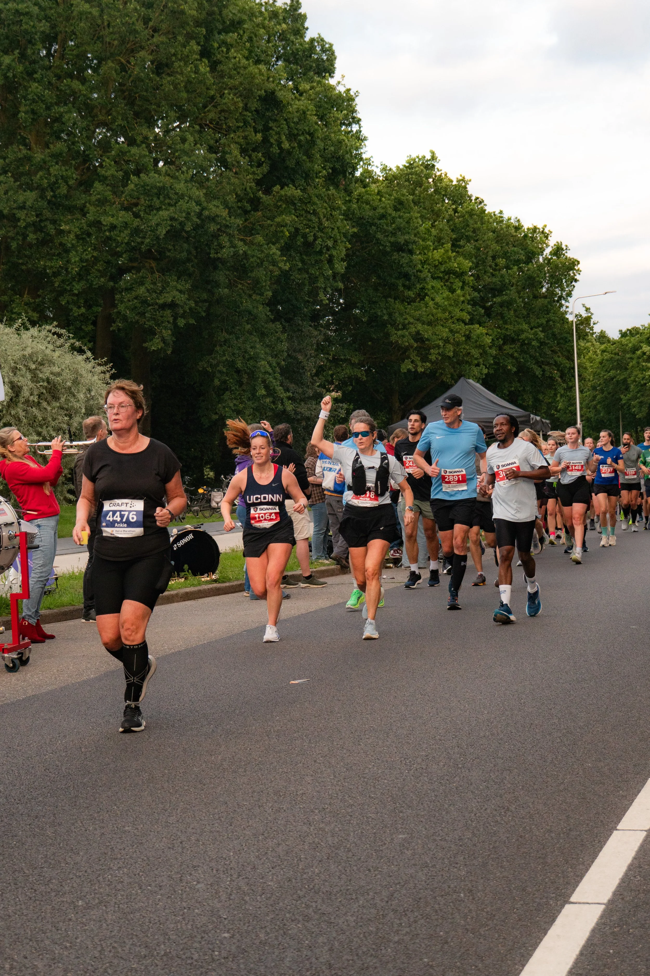 Foto's_halvemarathon_zwolle-92.jpg