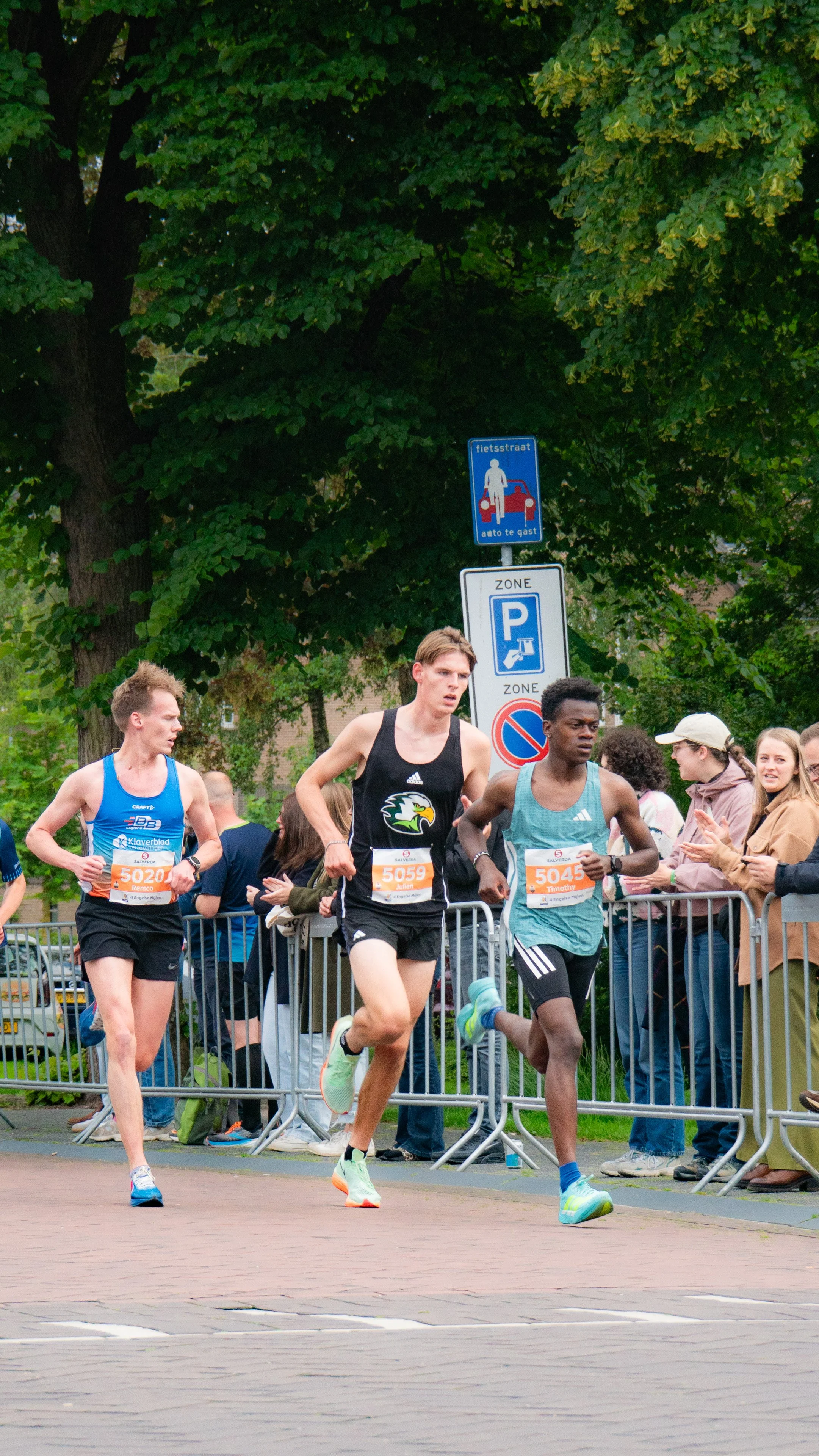 Foto's_halvemarathon_zwolle-31.jpg