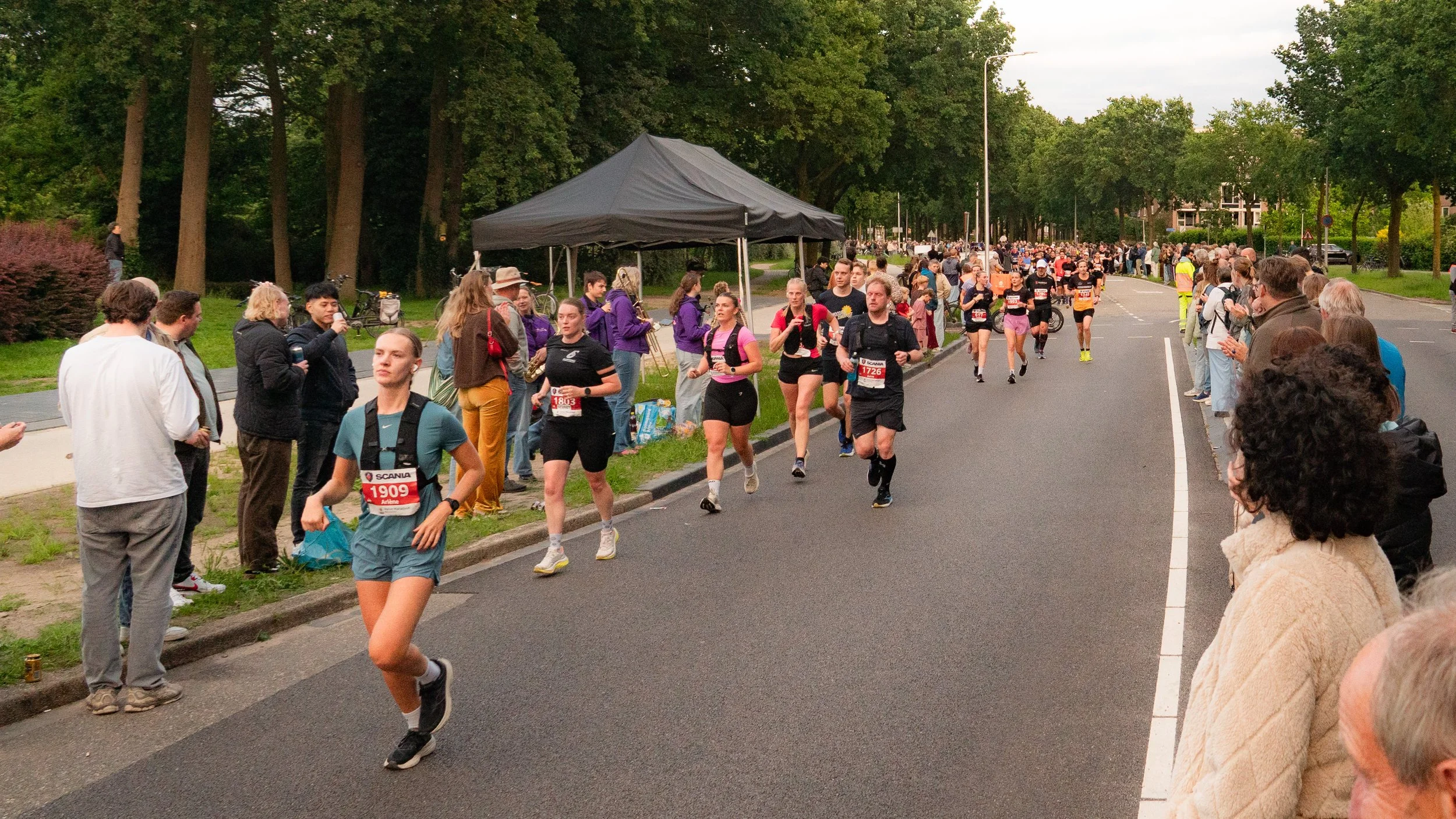 Foto's_halvemarathon_zwolle-87.jpg