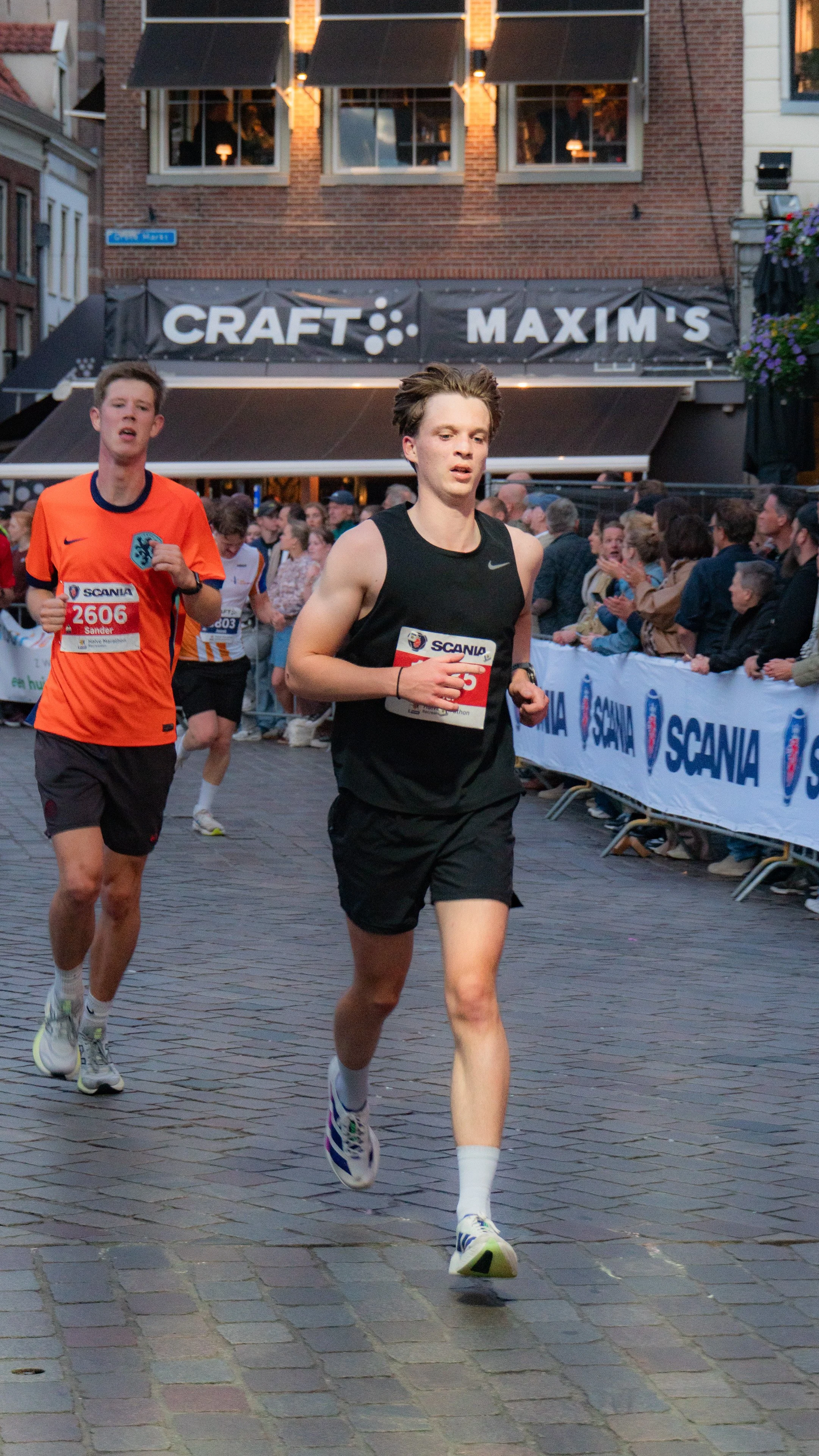 Foto's_halvemarathon_zwolle-118.jpg