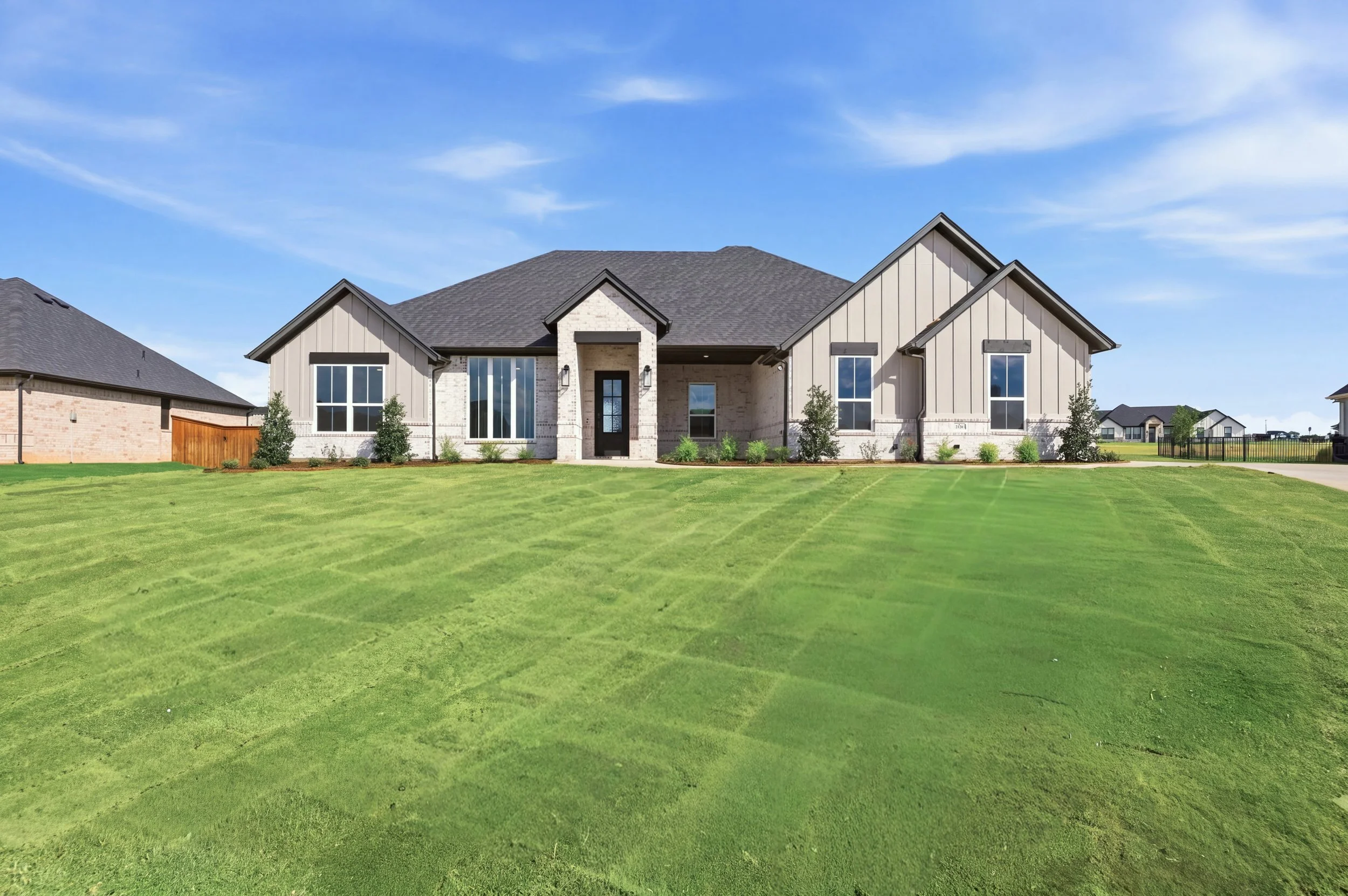 2120 Middlewood | Granbury, TX