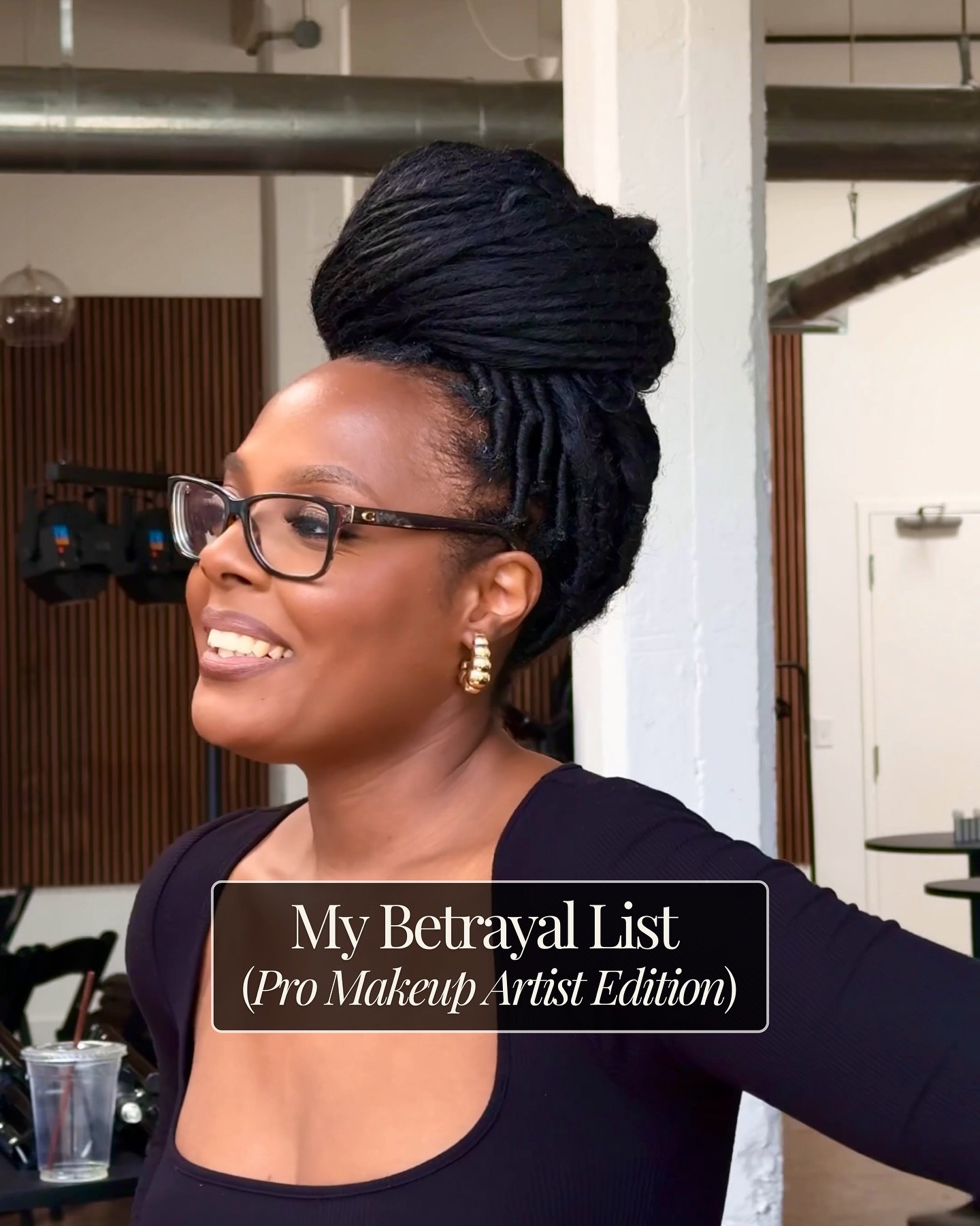 Just a girl, her kit, and a few betrayals. 😭💋 
IYKYK!

Inspired by: @thebwordmakeupartist_ @glambyleanna @bykayleighpodcast 

Can you relate to any of these? 🥲😂