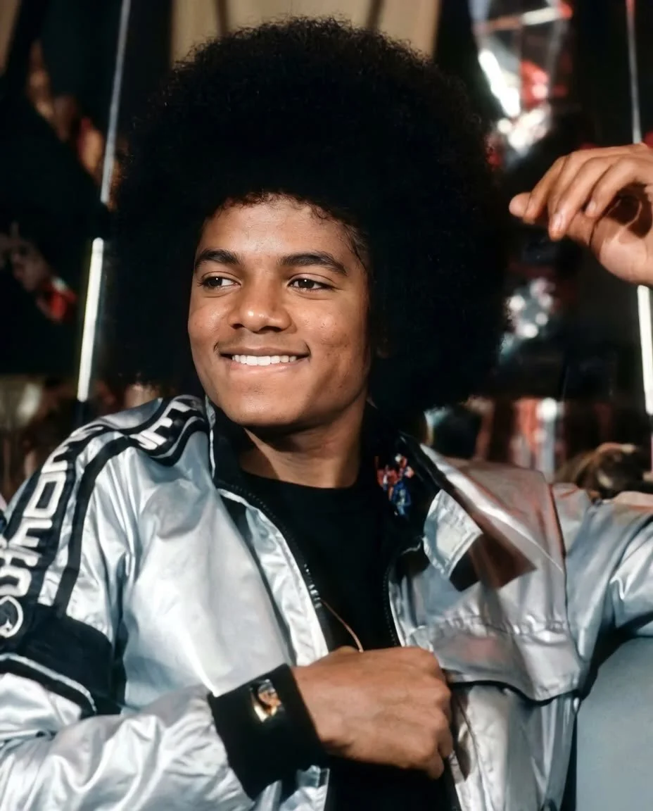 Michael Jackson Smiling 32.JPG