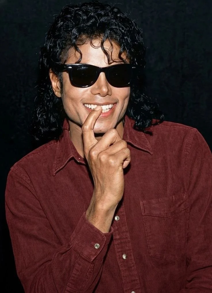 Michael Jackson Smiling 11.JPG