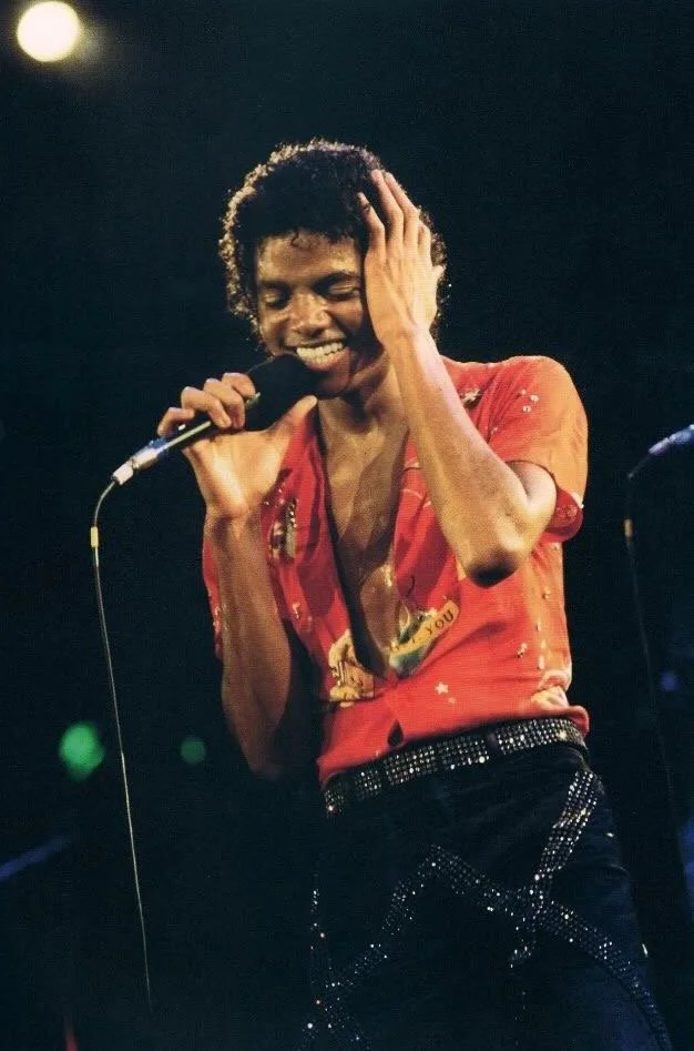 Michael Jackson Smiling 52.JPG