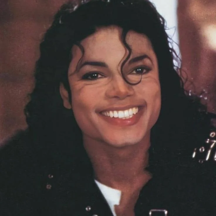 Michael Jackson Smiling 49.JPG