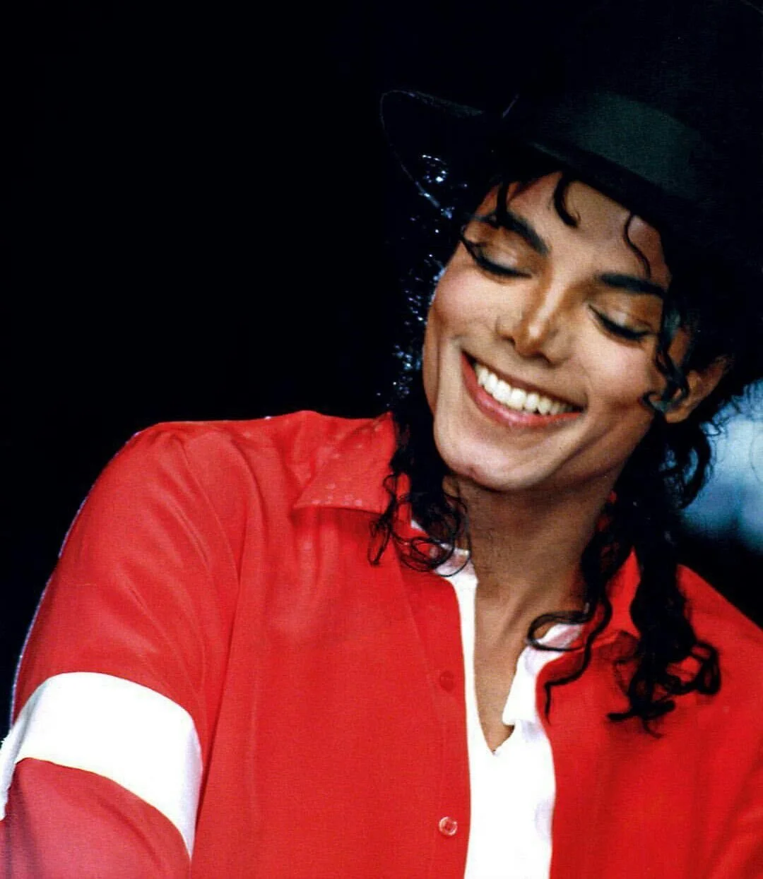 Michael Jackson Smiling 48.JPG