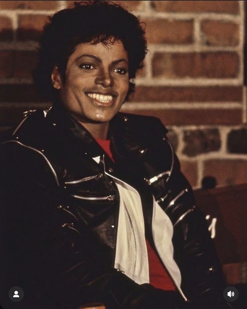 Michael Jackson Smiling 6.JPG