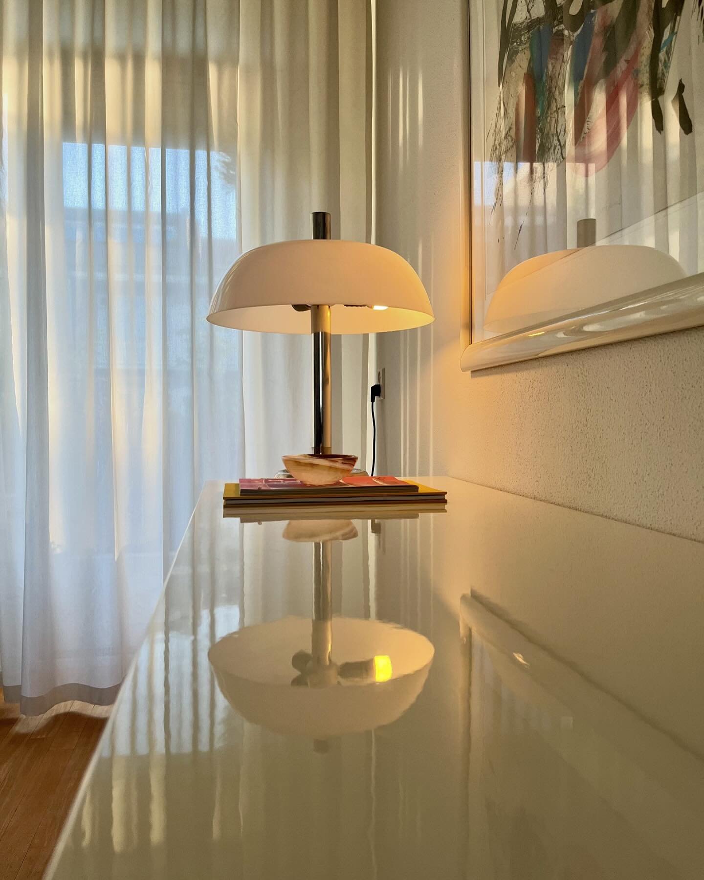 One of my favoriete spots at home. Wall cabinet karat / table lamp Hillebrand Lighting 1970 / art by Oode gallery Amsterdam