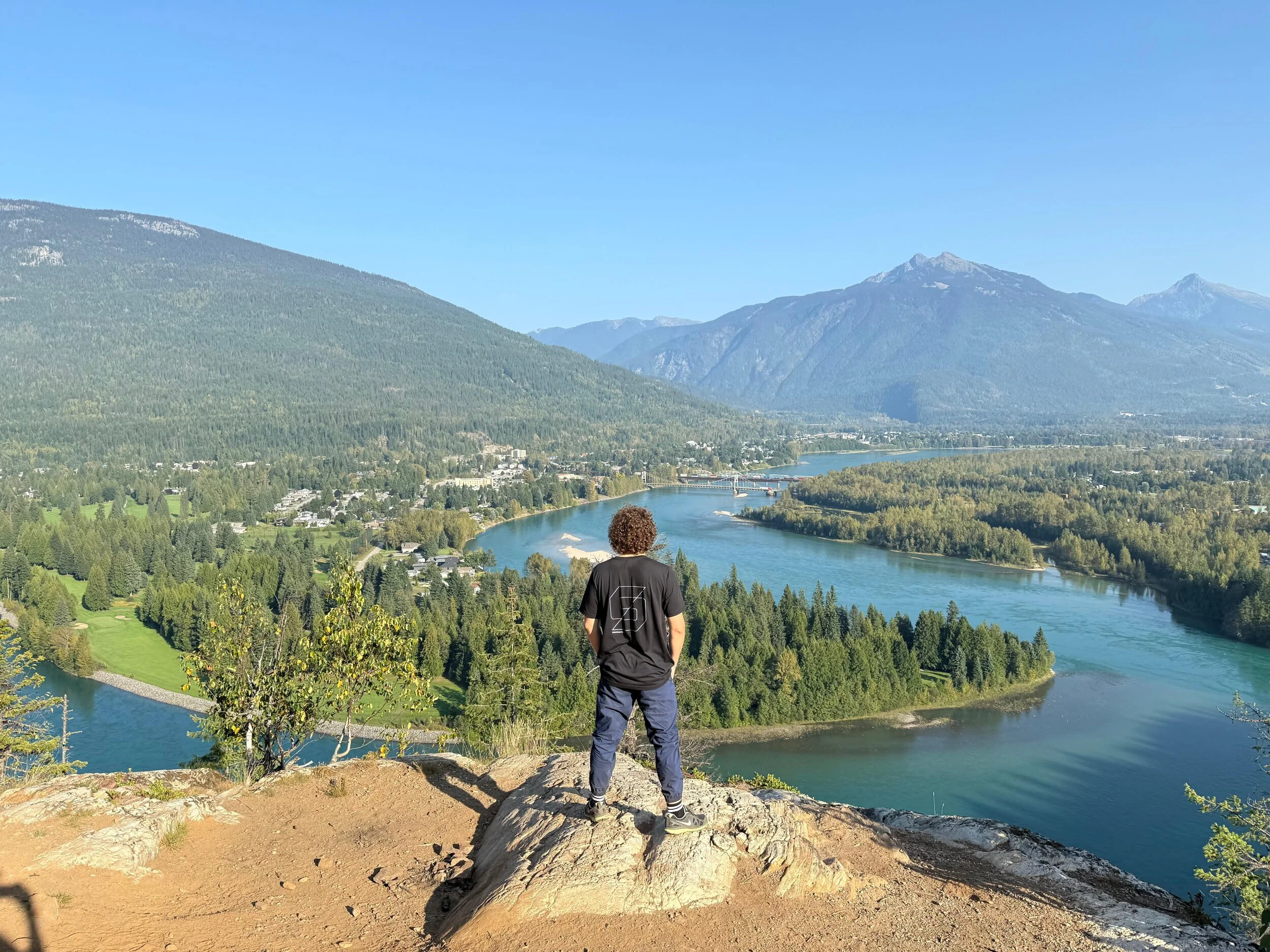 WhatsApp Image 2025-12-08 at 14.24.57.jpeg