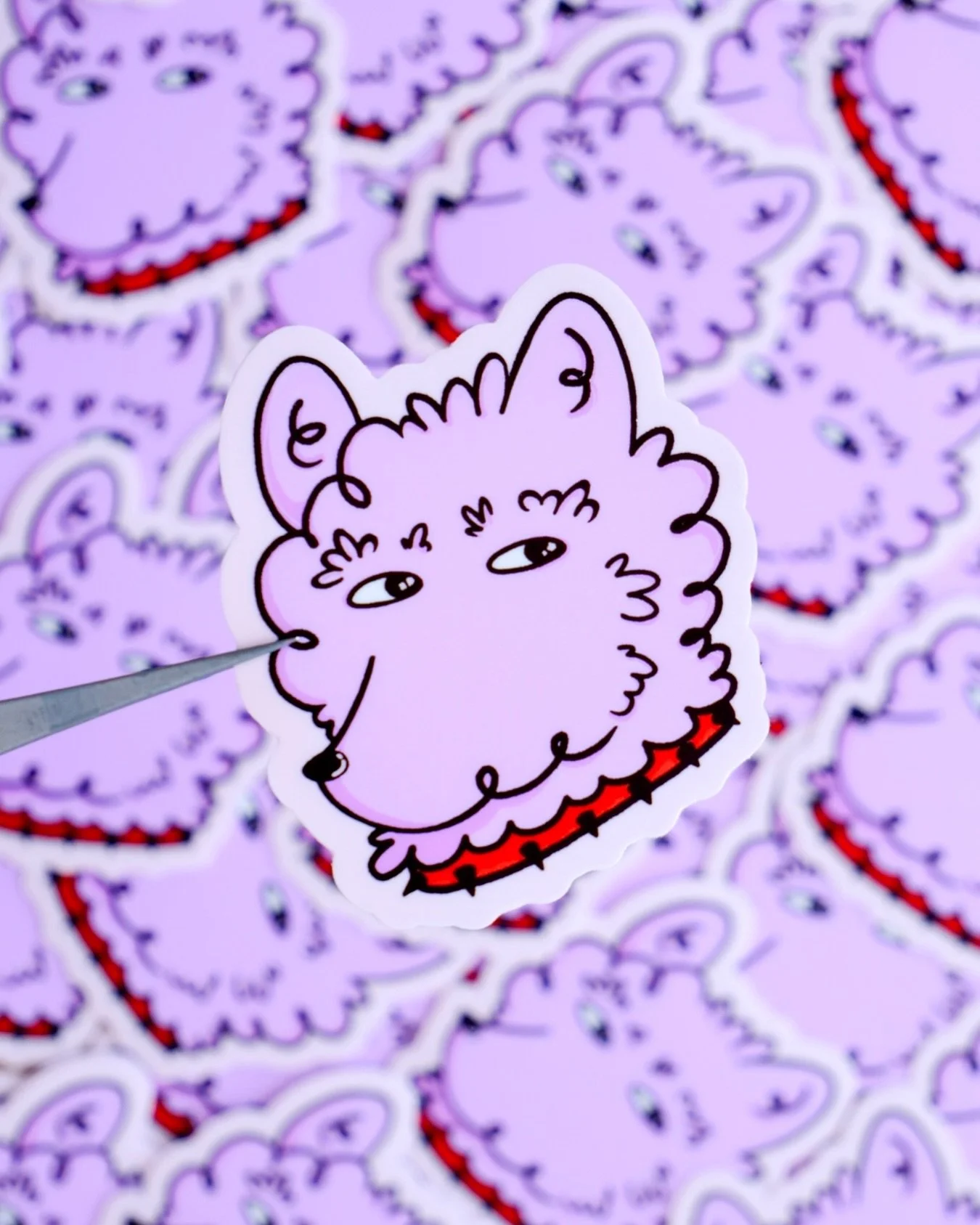 SIDE EYE stickers now in my shop 🌷🌟

Melvin is a happy boy I swear he&rsquo;s just always looked this way!!

@stickerprintgo 

#stickers #dogstickers #art #illustration #dogs