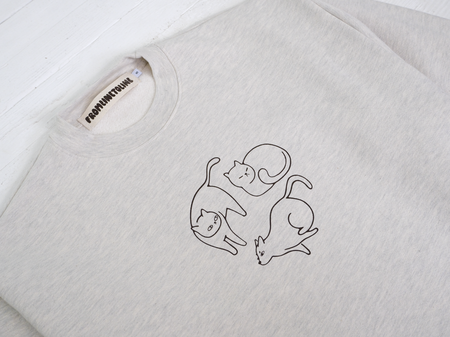 sweatshirt-3.png