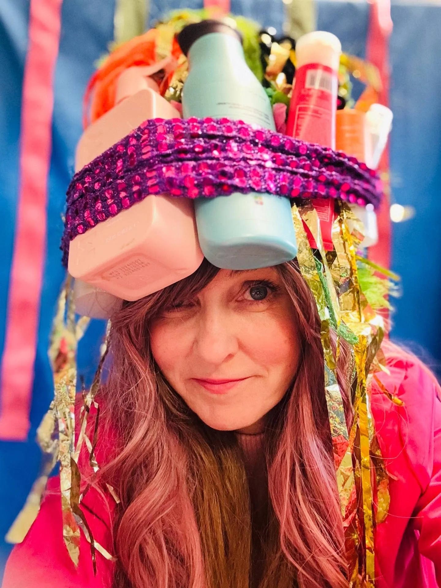 Since I began heading up The Big Plastic Count, it really went to my head. Literally 😆
⁣
And now I&rsquo;m asking to see your plastic profile too! Ok, not by making a Carmen Miranda-inspired plastic headpiece (unless you want to of course, plastic q