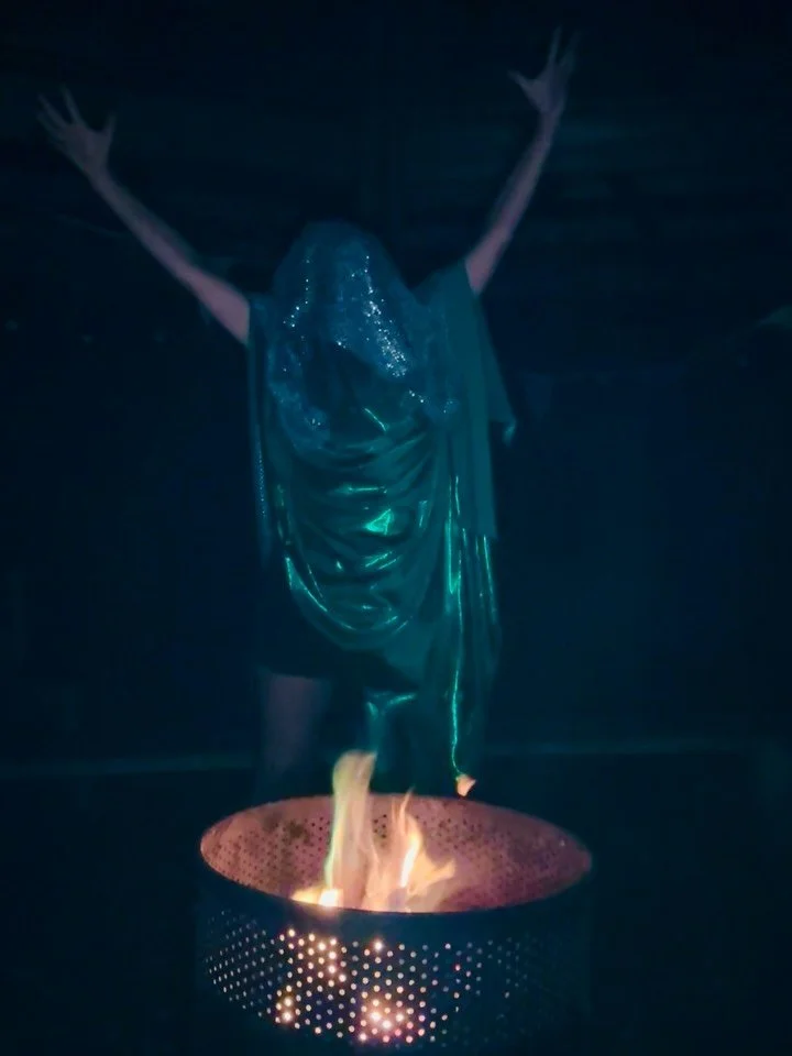 This August, I was invited to spend a week in the Wild Rumpus woodland as part of their artist retreat &ndash; time carved out to explore play, instinct and connection with the more-than-human world. 🌿⁣
⁣
My enquiry was instinctive, embodied, and ou