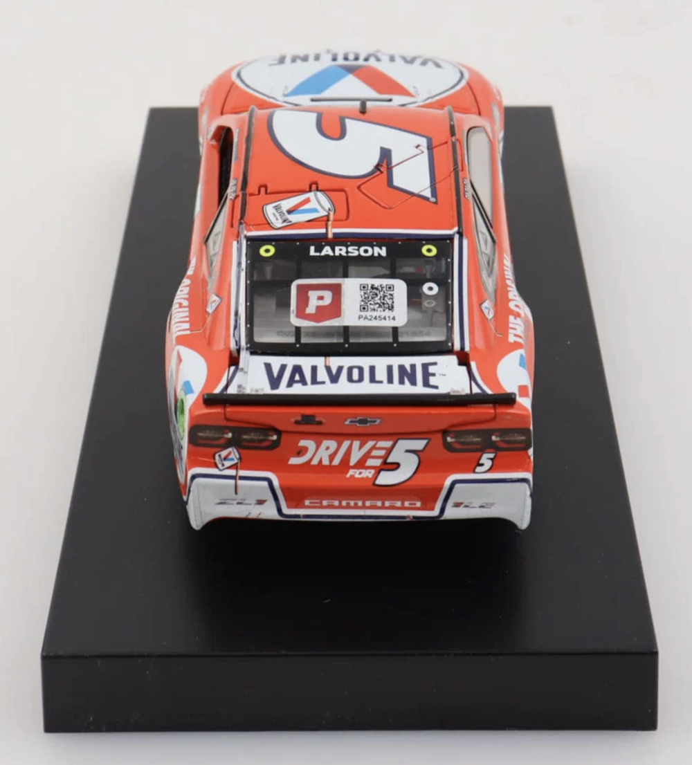 Kyle Larson Diecast with COA.png