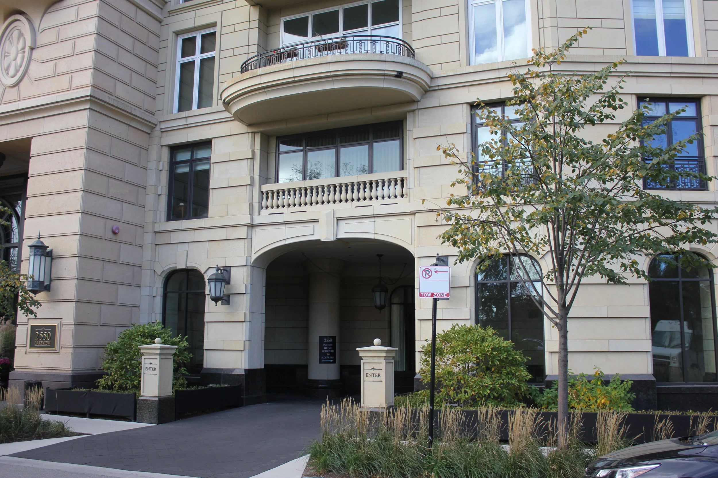 2550 Lakeview_Chicago.JPG