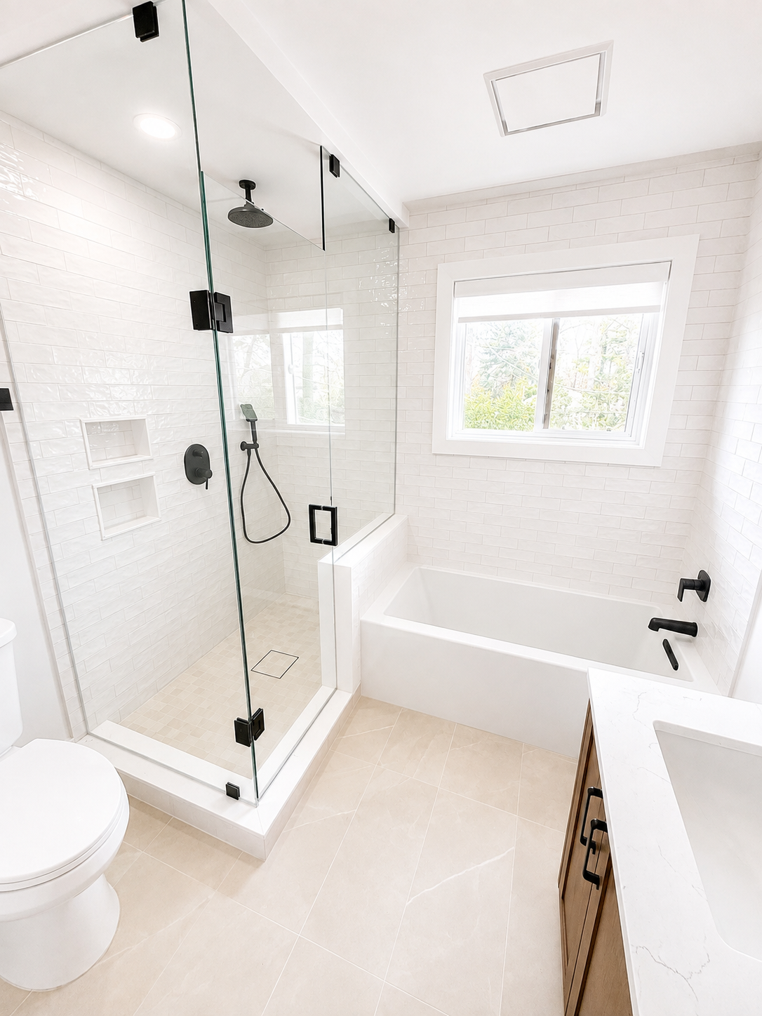 Bathroom Renovation and Construction - Ontario - Grizzly2.png