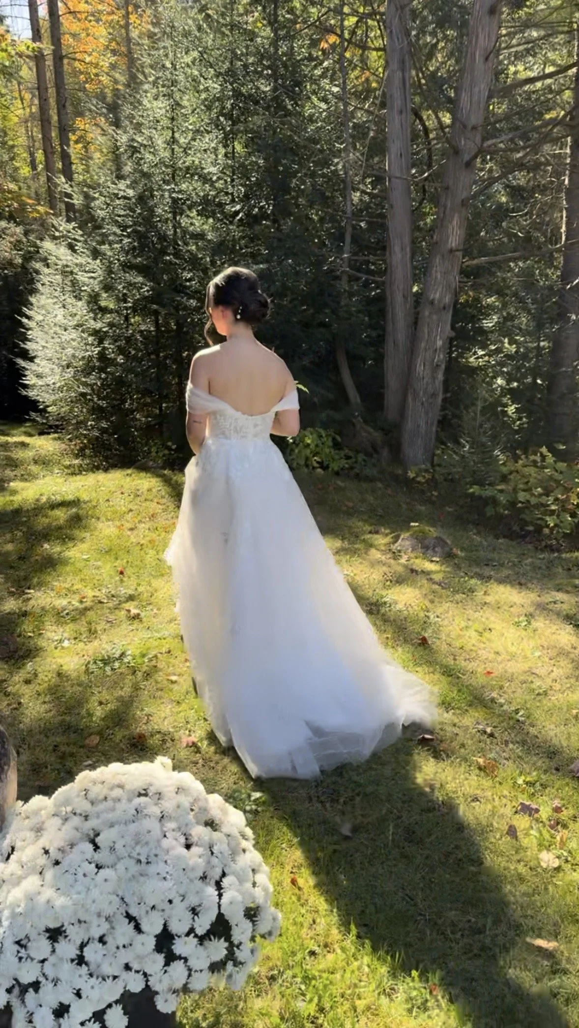 Why Your Wedding Photographer (and Venue) Will Love Working With a Content Creator