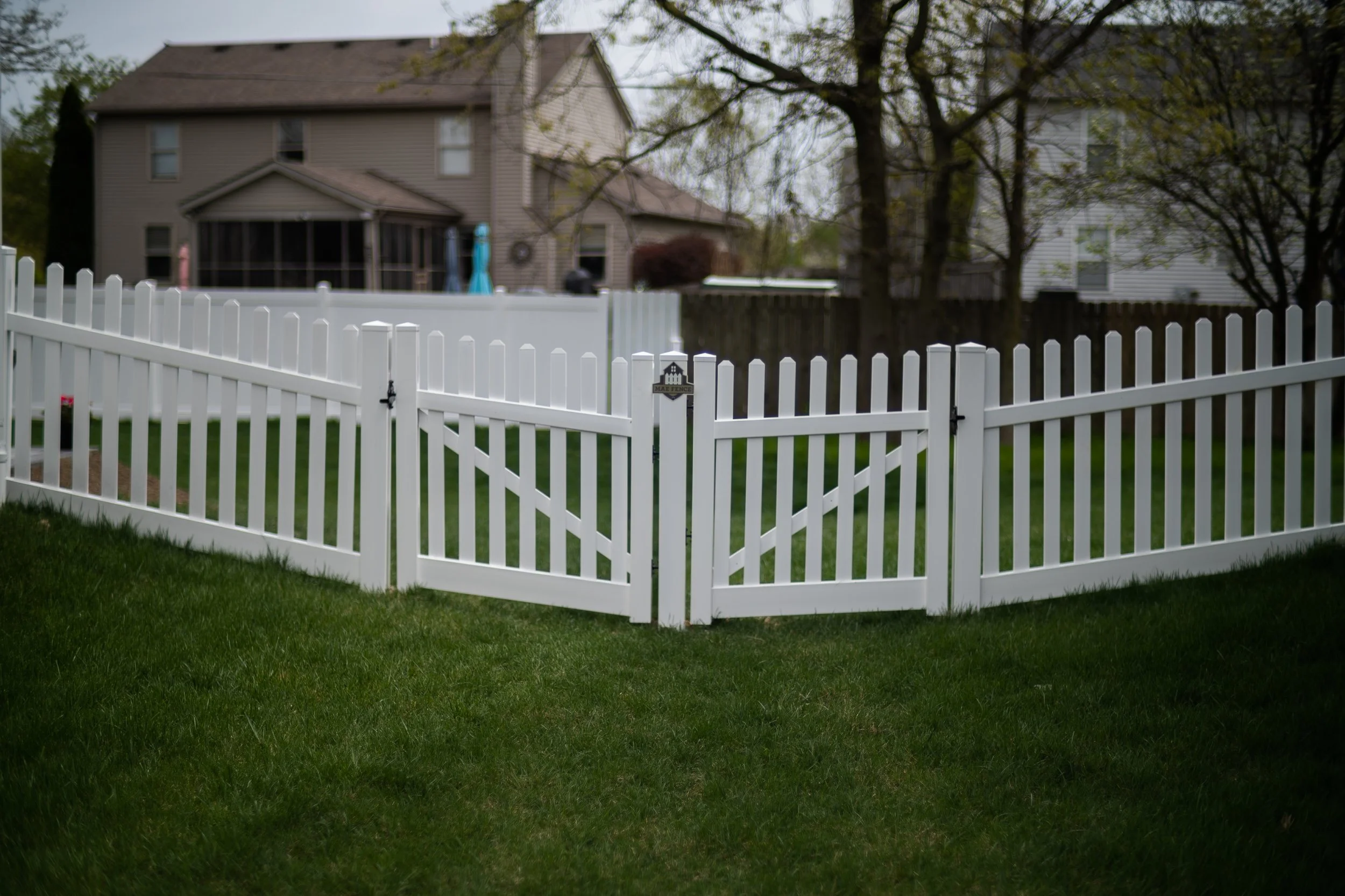 What Is a Fence? Understanding Types and Their Benefits