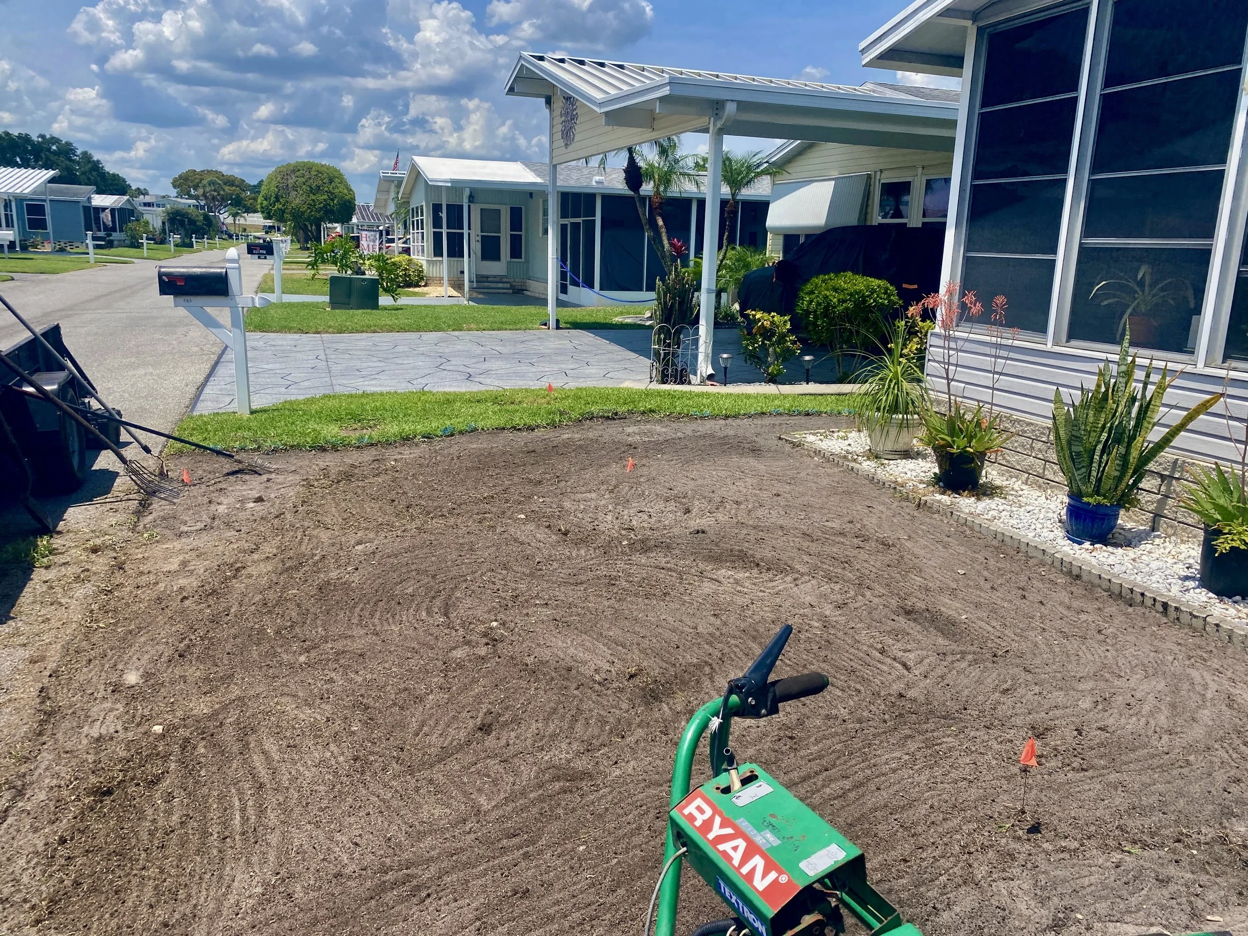 Cheap sod, Bahia, St. Augustin, sod removable, sod installation