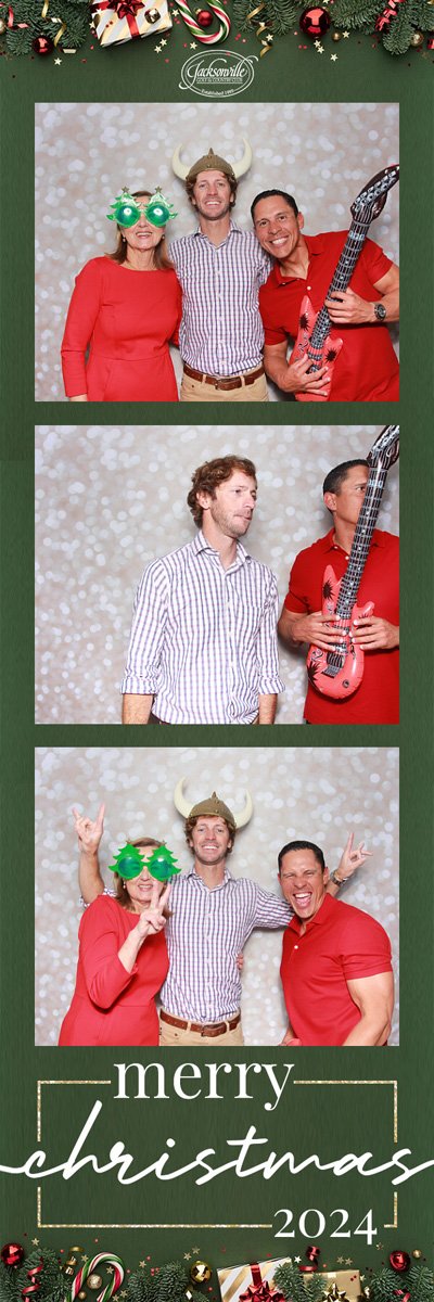 Bokeh-and-Birch-photoboothjax-golf-employee-party-006.jpg