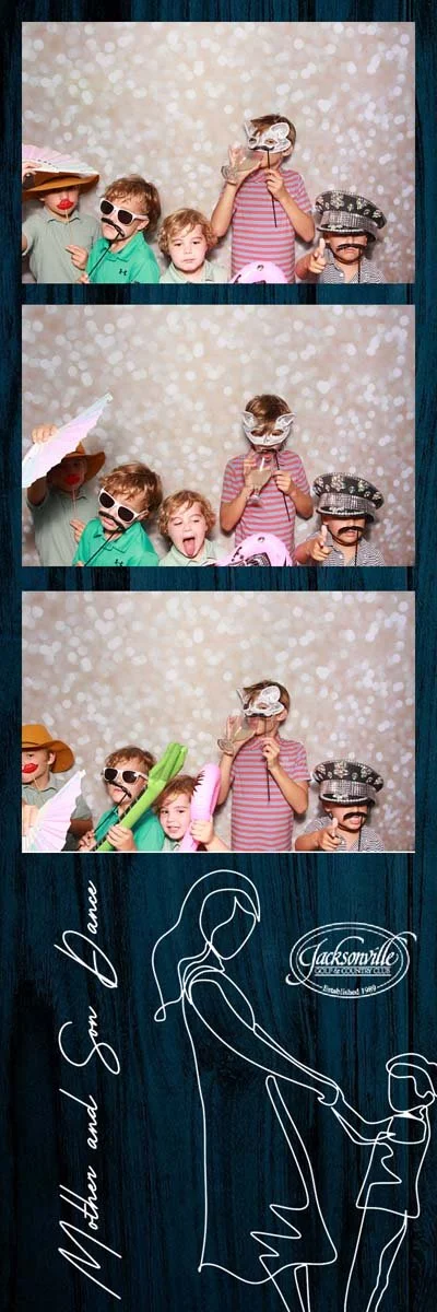 Bokeh-and-Birch-photoboothJax-Golf-Mother-Son-Dance-149.jpg