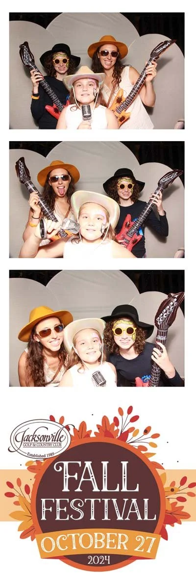 Bokeh-and-Birch-photoboothJax-Golf-Fall-Fest-250.jpg
