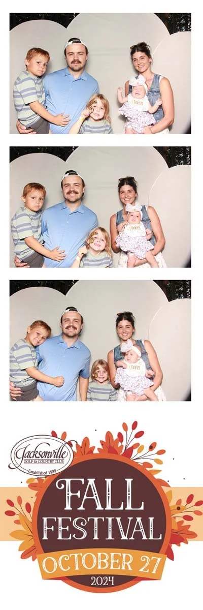 Bokeh-and-Birch-photoboothJax-Golf-Fall-Fest-042.jpg