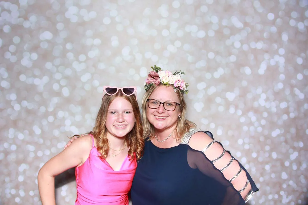Bokeh-and-Birch-photoboothVRA-8th-Grade-Dance-241.jpg