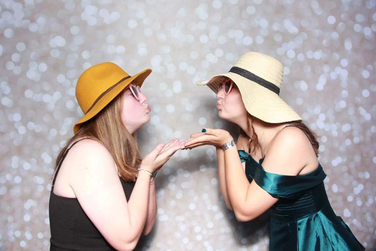 Bokeh-and-Birch-photoboothVRA-8th-Grade-Dance-129.jpg