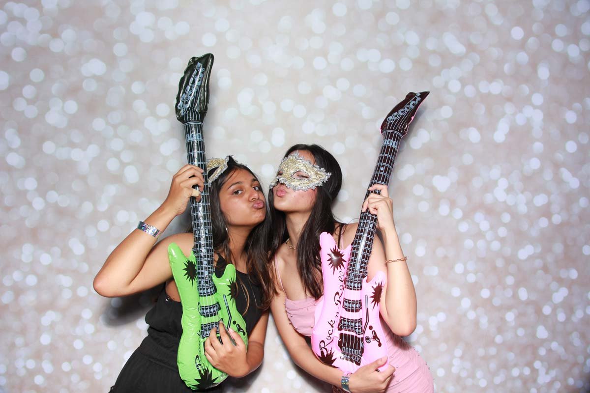 Bokeh-and-Birch-photoboothVRA-8th-Grade-Dance-112.jpg