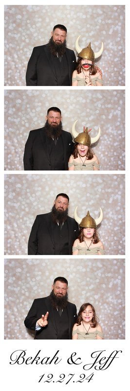 Bokeh-and-Birch-photobooth-Bekah-and-Jeff-Wedding-007.jpg