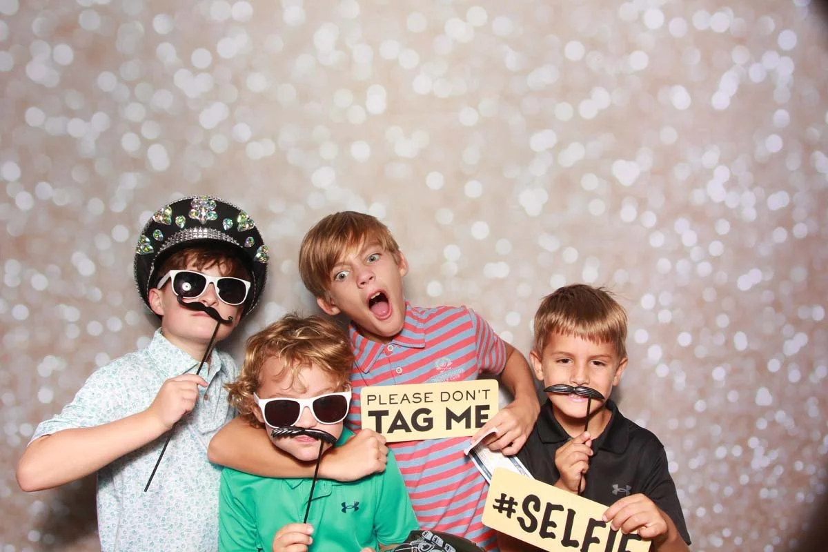 Bokeh-and-Birch-photoboothJax-Golf-Mother-Son-Dance-166.jpg