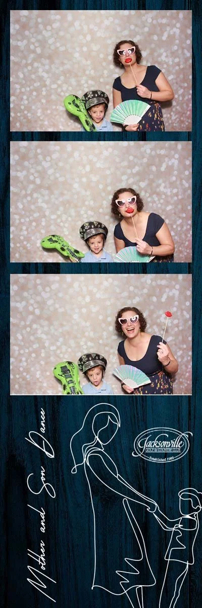 Bokeh-and-Birch-photoboothJax-Golf-Mother-Son-Dance-054.jpg