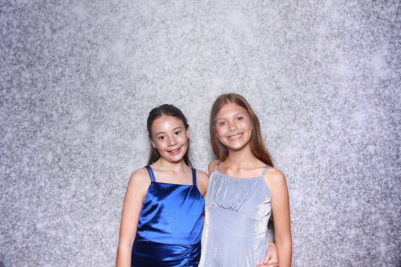 Bokeh-and-Birch-photoboothvra-winter-wonderland-dance-041.jpg